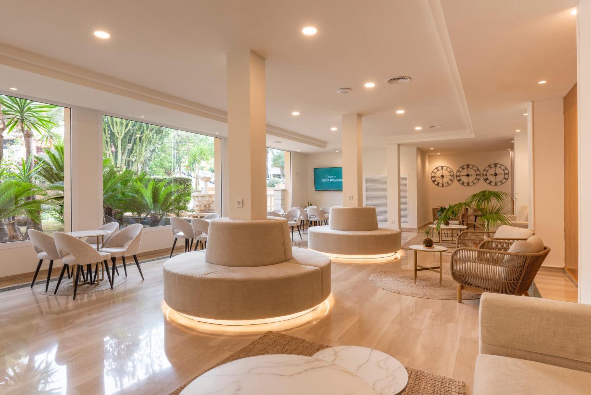 Valentin Reina Paguera Hotel