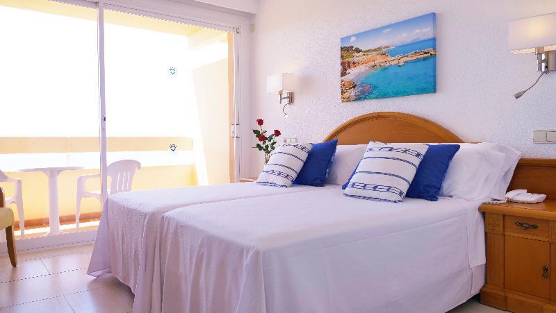 Hotel Valentin Reina Paguera 4*